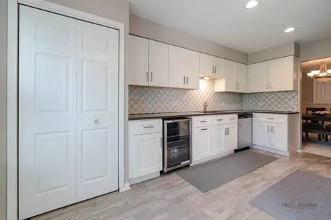 1410 Clairmont Court Vernon Hills IL 60061