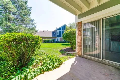 1410 Clairmont Court Vernon Hills IL 60061