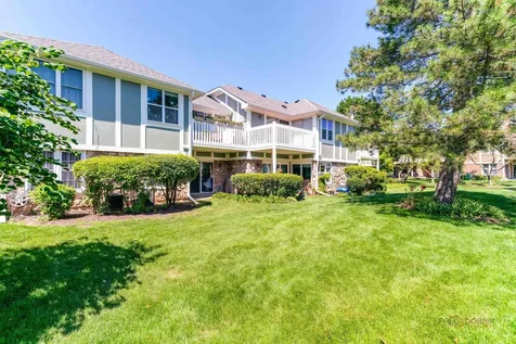 1410 Clairmont Court Vernon Hills IL 60061