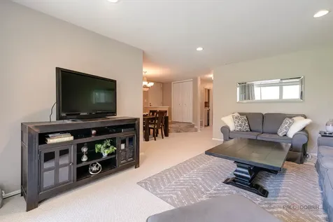 1410 Clairmont Court Vernon Hills IL 60061
