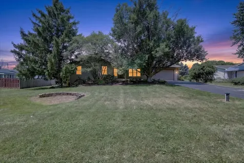 6370 Broadview Avenue Belvidere IL 61008