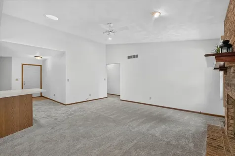 6370 Broadview Avenue Belvidere IL 61008