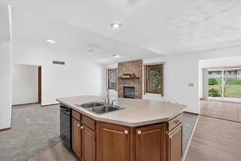 6370 Broadview Avenue Belvidere IL 61008