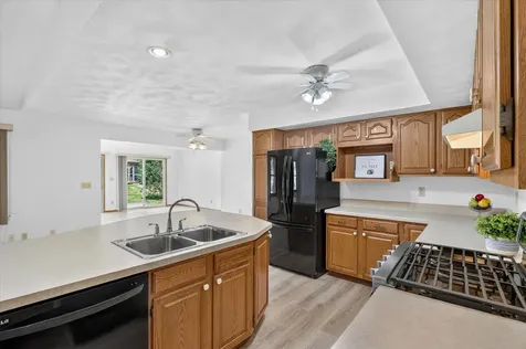 6370 Broadview Avenue Belvidere IL 61008