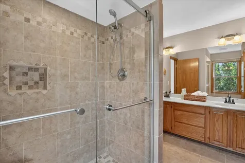 6370 Broadview Avenue Belvidere IL 61008