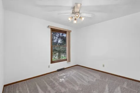6370 Broadview Avenue Belvidere IL 61008