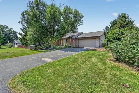 6370 Broadview Avenue Belvidere IL 61008