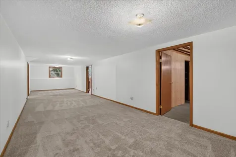 6370 Broadview Avenue Belvidere IL 61008