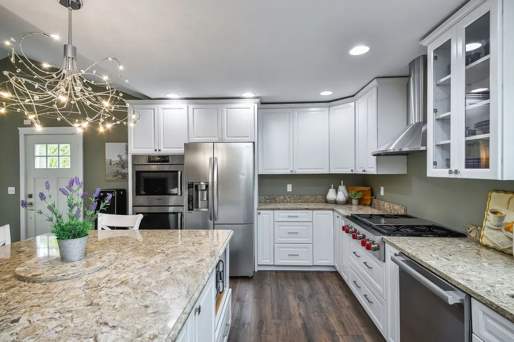 925 Churchill Drive Naperville IL 60563