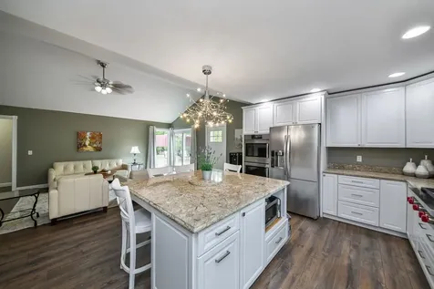 925 Churchill Drive Naperville IL 60563