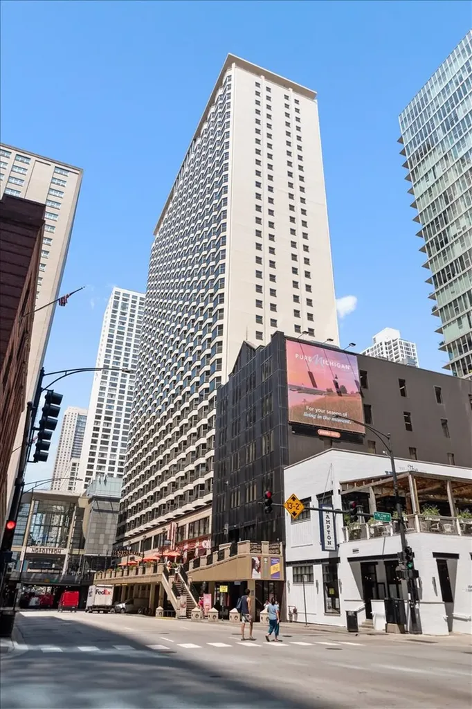 535 North Michigan Avenue Chicago IL 60611