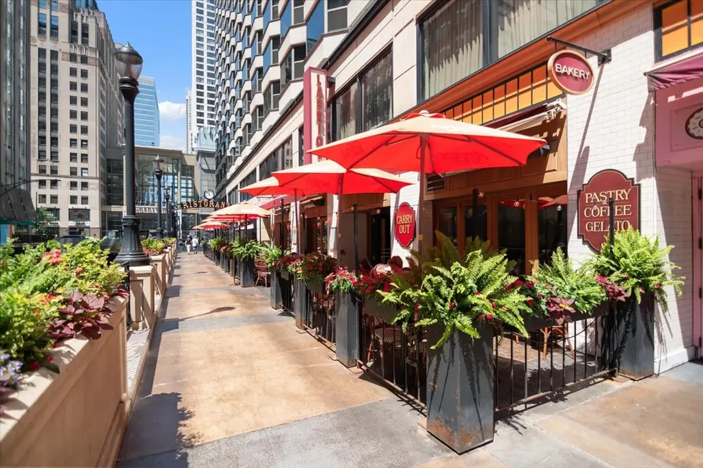 535 North Michigan Avenue Chicago IL 60611