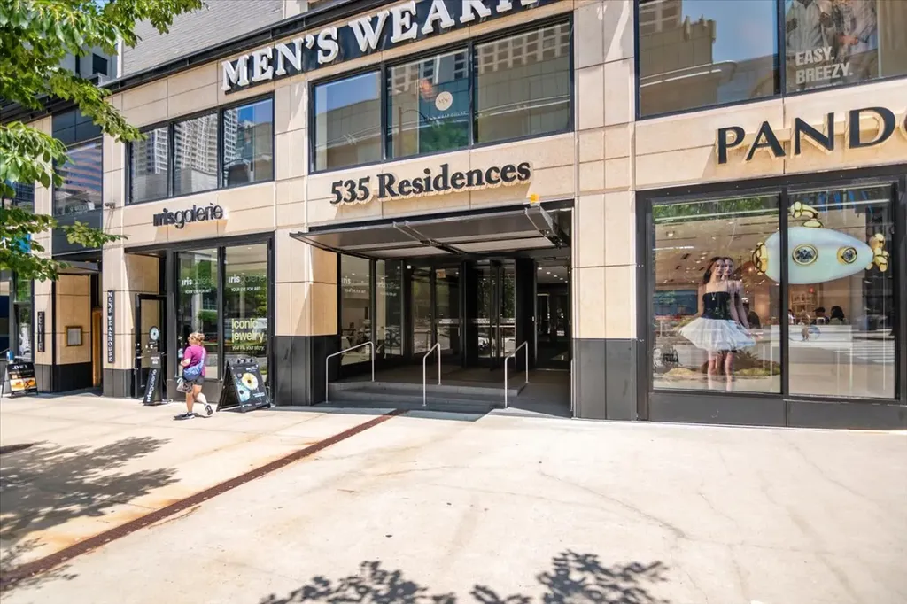 535 North Michigan Avenue Chicago IL 60611