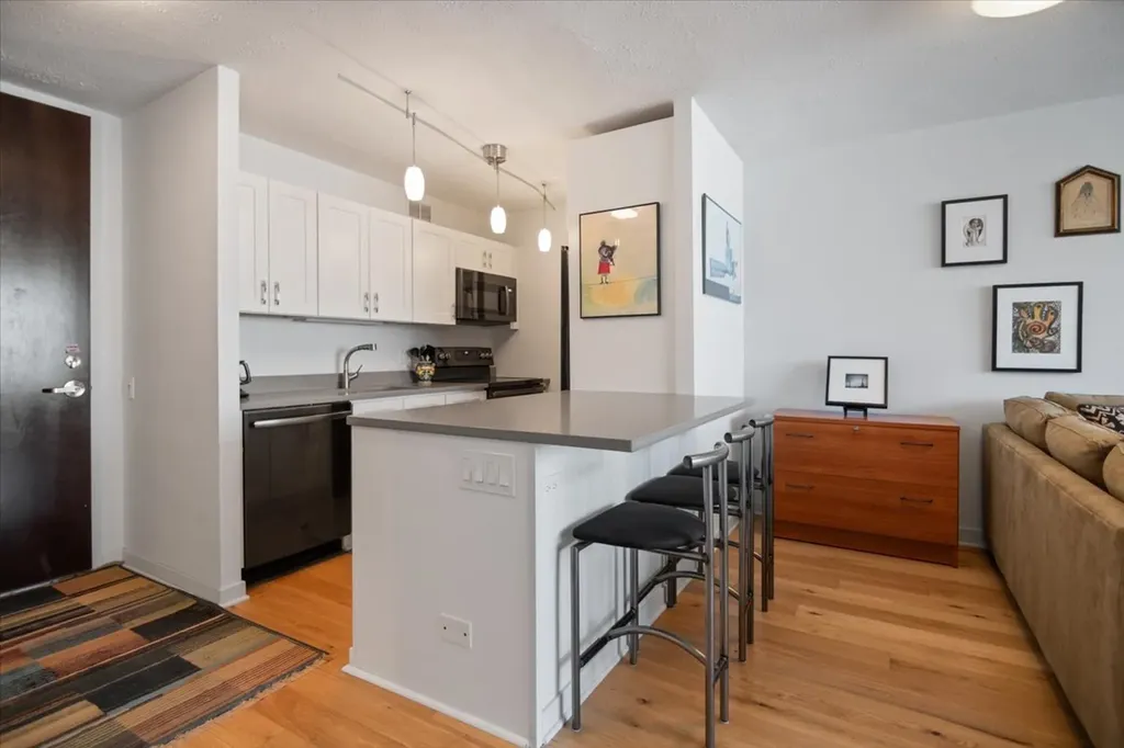 535 North Michigan Avenue Chicago IL 60611