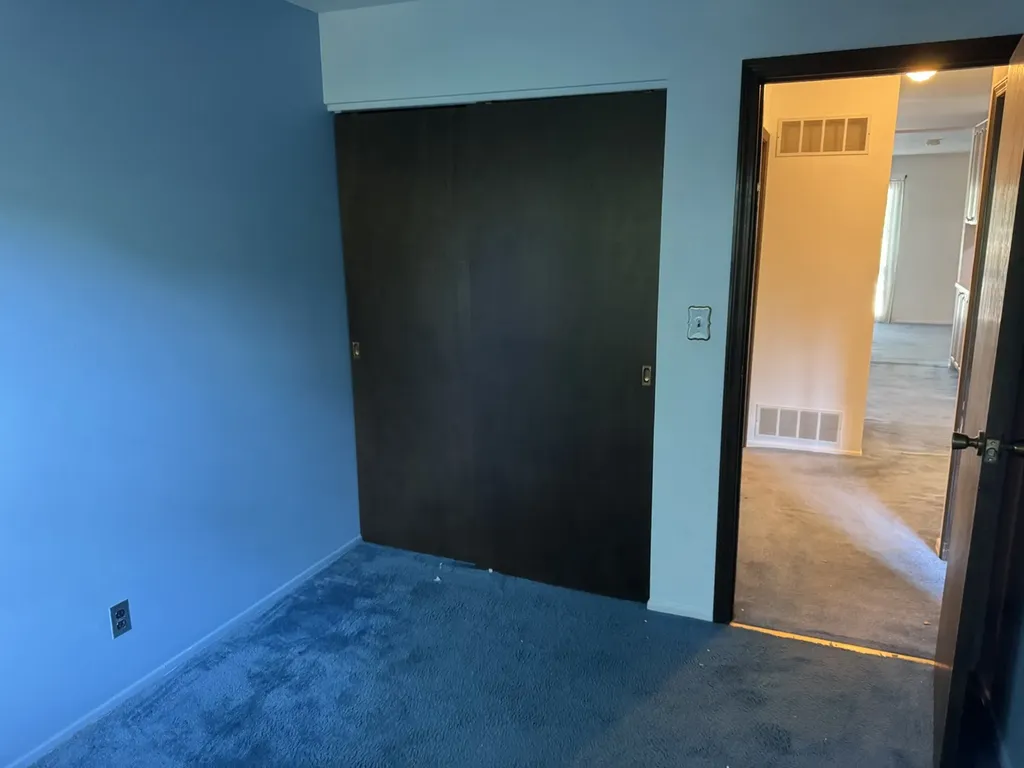 1486 Elder Drive Aurora IL 60506