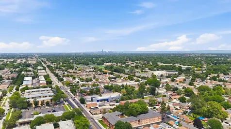 4020 West 105th Street Oak Lawn IL 60453