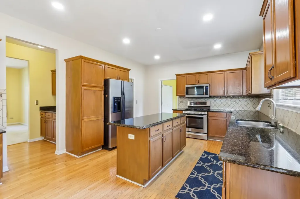 4051 Tansy Road Aurora IL 60504