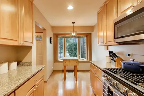 276 East Forest Knoll Drive Palatine IL 60074