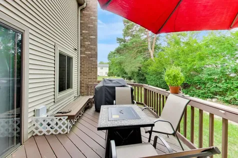 276 East Forest Knoll Drive Palatine IL 60074