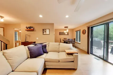 276 East Forest Knoll Drive Palatine IL 60074