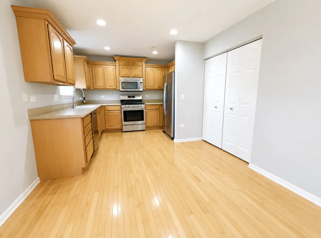 3131 Saganashkee Lane Naperville IL 60564