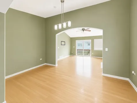 3131 Saganashkee Lane Naperville IL 60564