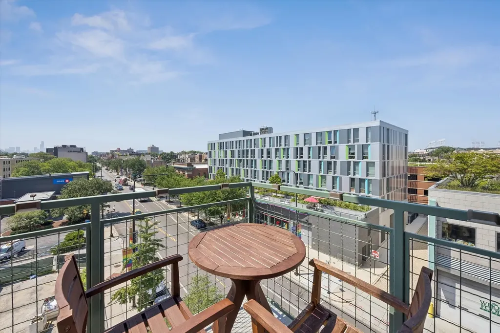3631 North Halsted Street Chicago IL 60613