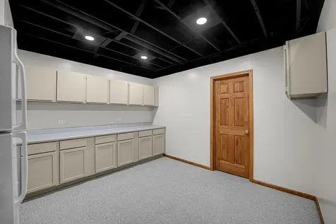 207 Edinburgh Court Naperville IL 60540