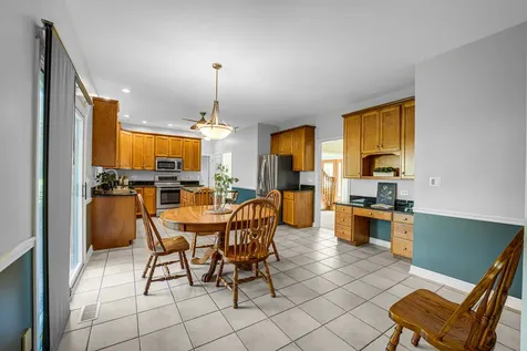 207 Edinburgh Court Naperville IL 60540