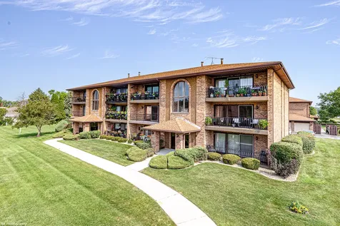 11108 Heritage Drive Palos Hills IL 60465