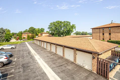 11108 Heritage Drive Palos Hills IL 60465