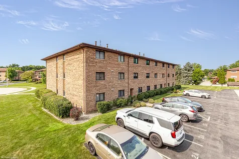 11108 Heritage Drive Palos Hills IL 60465