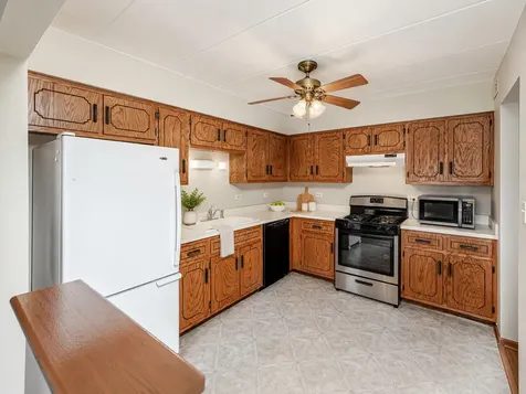 11108 Heritage Drive Palos Hills IL 60465