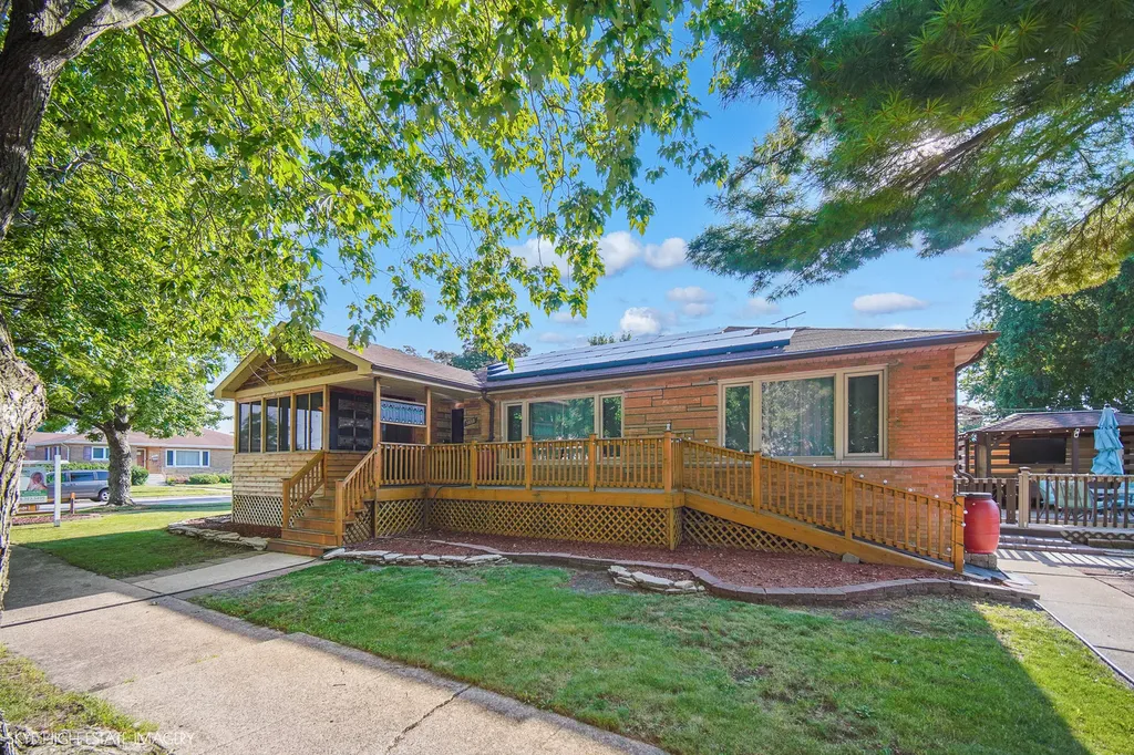 3032 West 100th Place Evergreen Park IL 60805