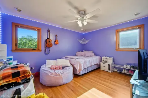 3032 West 100th Place Evergreen Park IL 60805