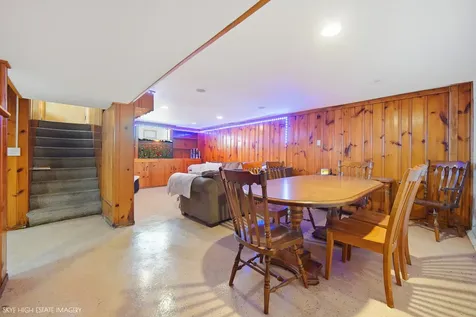 3032 West 100th Place Evergreen Park IL 60805