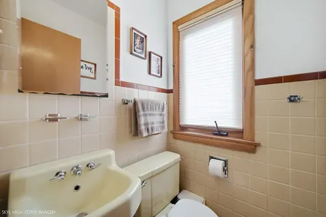 3032 West 100th Place Evergreen Park IL 60805