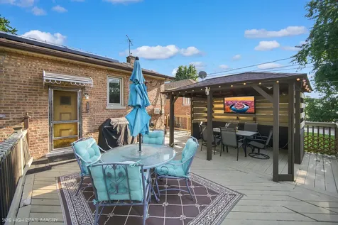 3032 West 100th Place Evergreen Park IL 60805