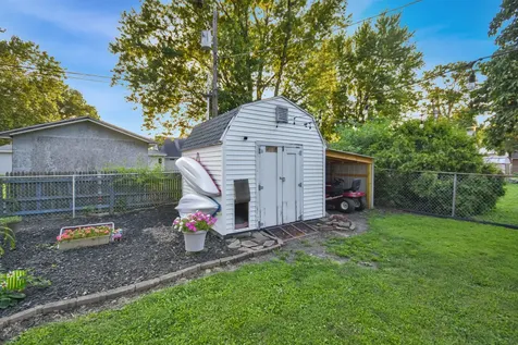 501 South Walnut Street Bondville IL 61815