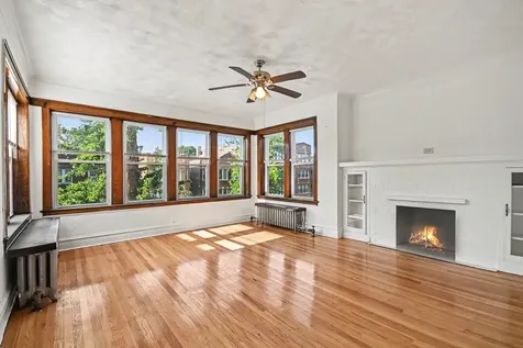 5028 West Adams Street Chicago IL 60644