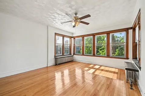 5028 West Adams Street Chicago IL 60644
