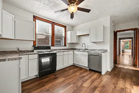 5028 West Adams Street Chicago IL 60644
