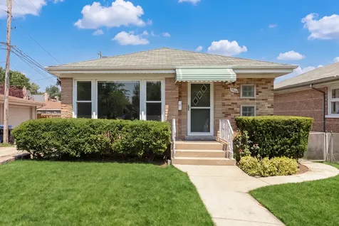 7560 West Everell Avenue Chicago IL 60631