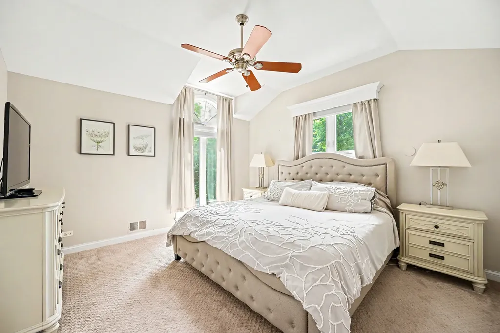 244 South Milton Avenue Glen Ellyn IL 60137