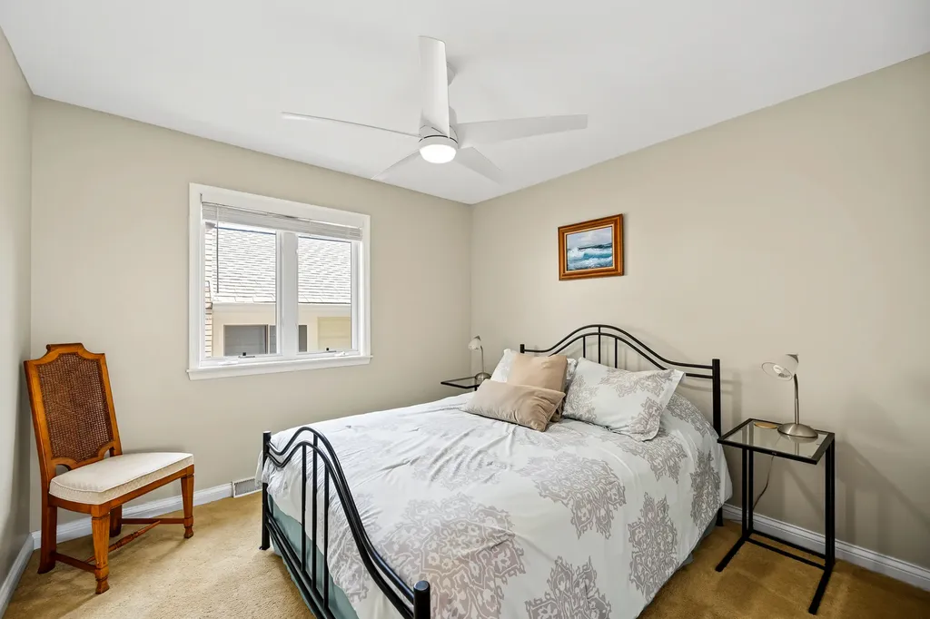 244 South Milton Avenue Glen Ellyn IL 60137