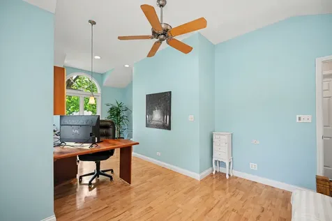 244 South Milton Avenue Glen Ellyn IL 60137