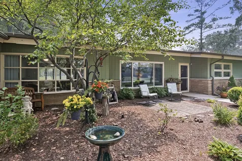 425 Greenwood Lane Barrington IL 60010