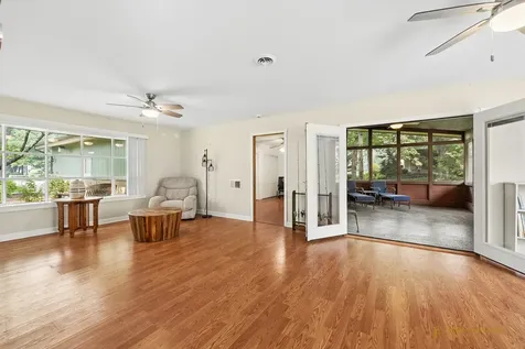 425 Greenwood Lane Barrington IL 60010