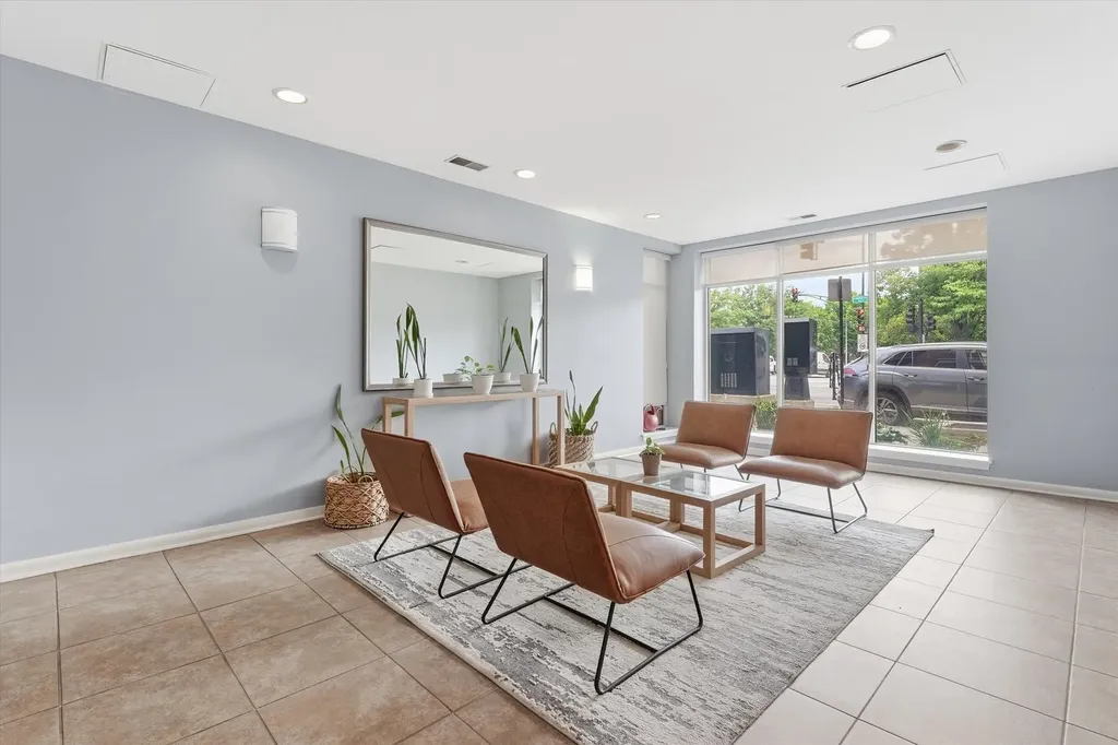 1155 West Roosevelt Road Chicago IL 60608