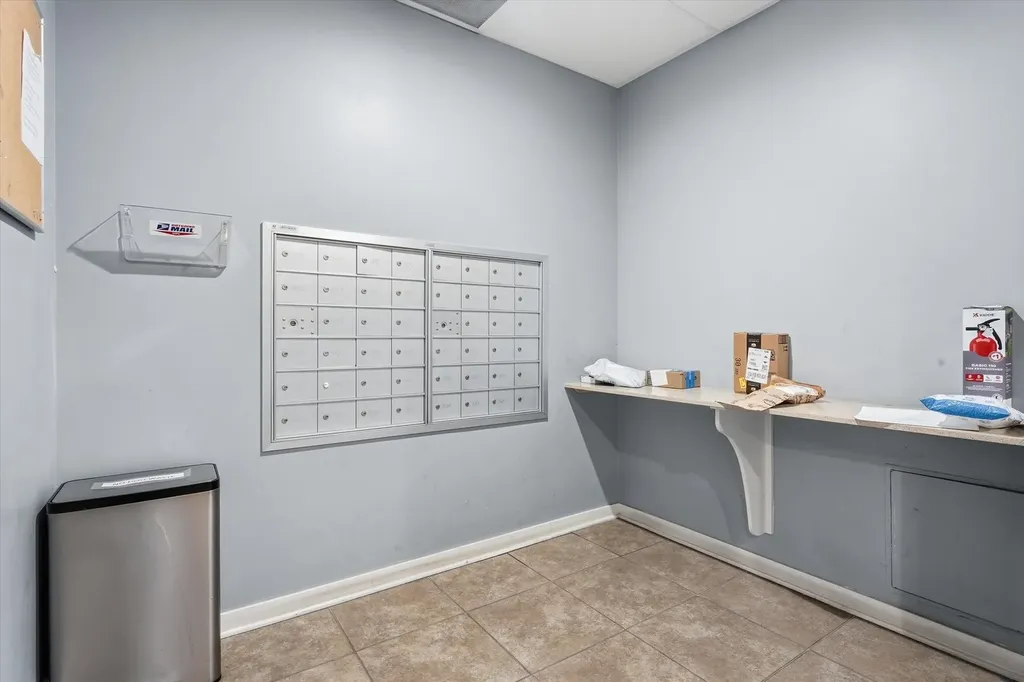 1155 West Roosevelt Road Chicago IL 60608